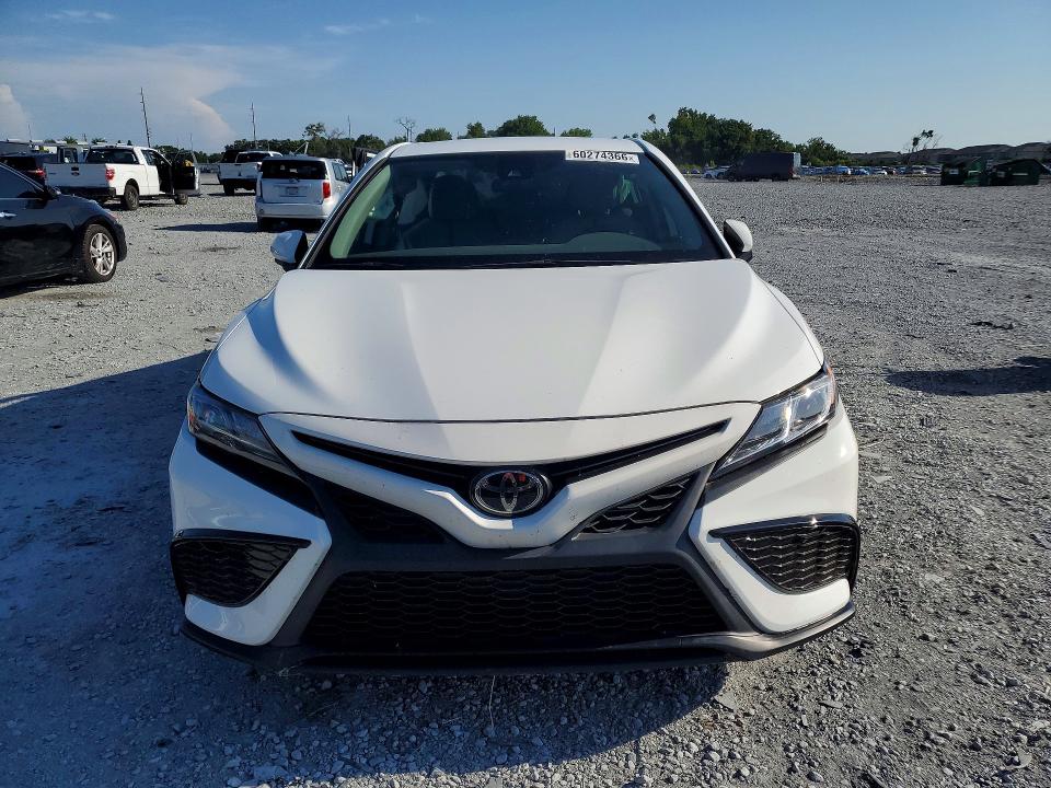 Продажа на аукционе авто 2021 Toyota Camry, vin: 4T1G11AK4MU580414, номер лота: 60274366