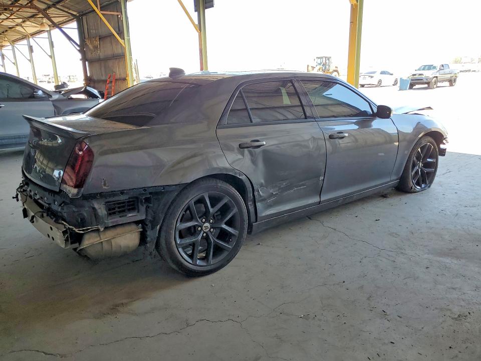 59406356 :رقم المزاد ، 2C3CCABG6JH261364 vin ، 2018 Chrysler 300 مزاد بيع