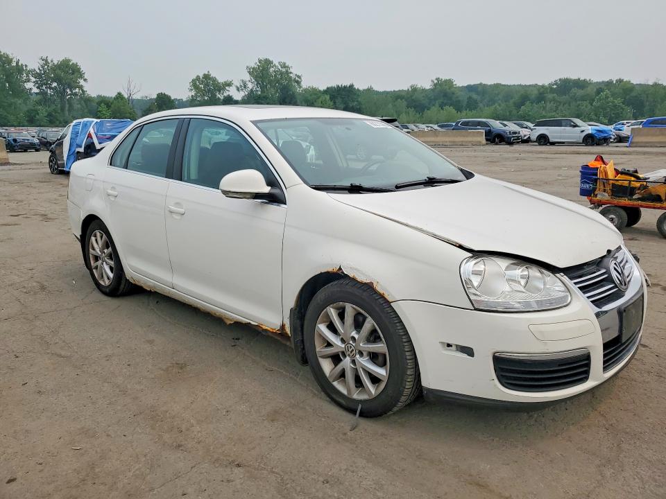 60270386 :رقم المزاد ، 3VWRZ7AJ3AM055275 vin ، 2010 Volkswagen Jetta مزاد بيع