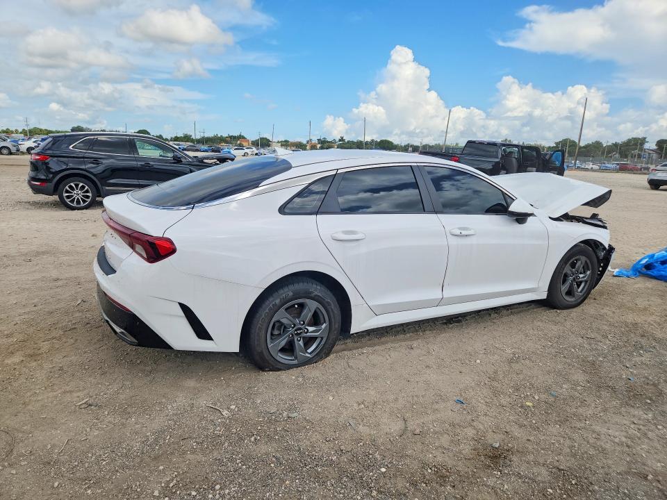 59863626 :رقم المزاد ، 5XXG14J27NG118541 vin ، 2022 Kia K5 مزاد بيع