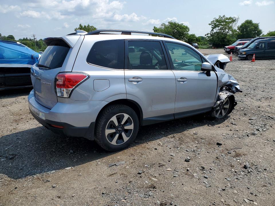 2018 Subaru Forester მანქანა იყიდება აუქციონზე, vin: JF2SJAJCXJH414718, აუქციონის ნომერი: 61692046