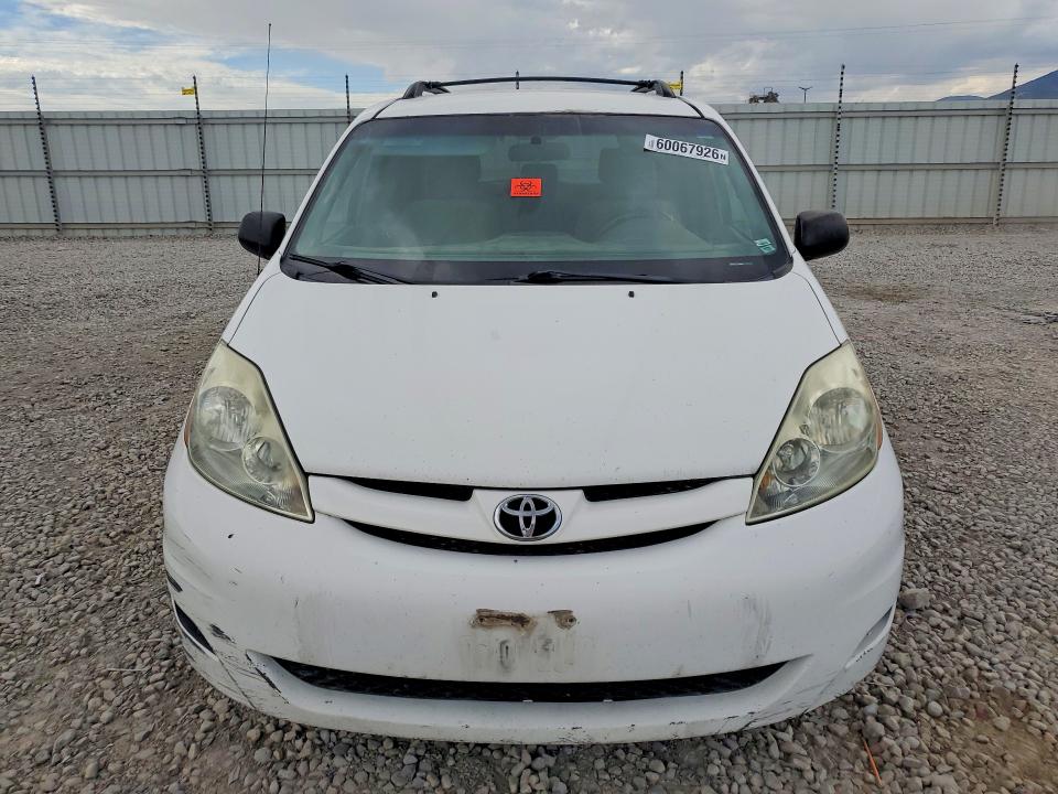 60067926 :رقم المزاد ، 5TDZA23C86S547321 vin ، 2006 Toyota Sienna مزاد بيع