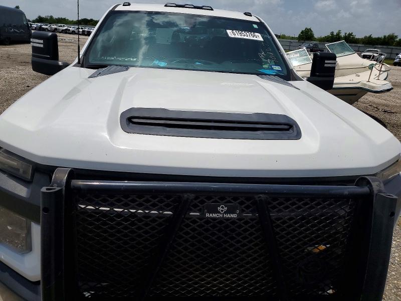 61953766 :رقم المزاد ، 1GB4WREY3MF285352 vin ، 2021 Chevrolet Silverado مزاد بيع