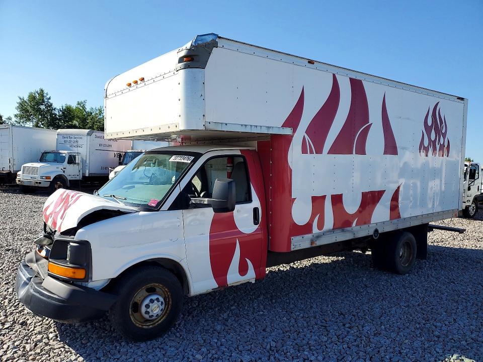 2015 Chevrolet Express მანქანა იყიდება აუქციონზე, vin: 1GB3G2CG9F1260076, აუქციონის ნომერი: 58733476