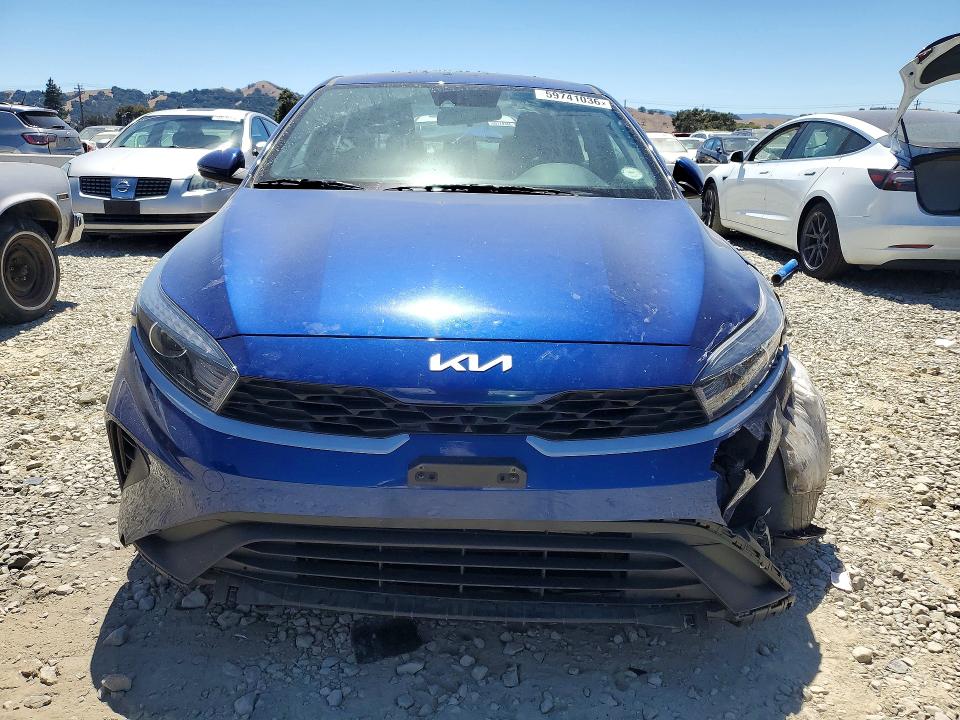 59741036 :رقم المزاد ، 3KPF24AD8NE473334 vin ، 2022 Kia Forte مزاد بيع