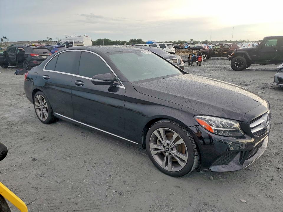 2019 Mercedes-benz C მანქანა იყიდება აუქციონზე, vin: 55SWF8DB0KU294389, აუქციონის ნომერი: 61201116