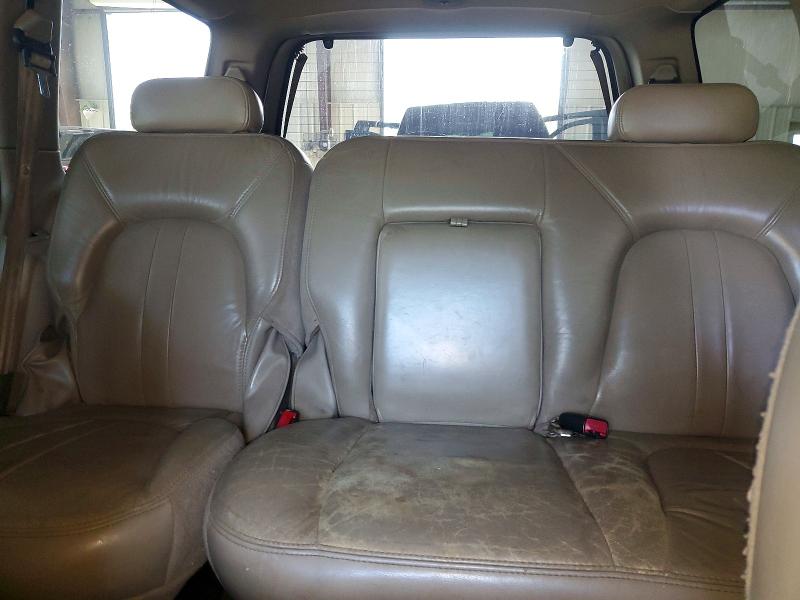 2000 Ford Expedition მანქანა იყიდება აუქციონზე, vin: 1FMPU18L1YLC35746, აუქციონის ნომერი: 61864576