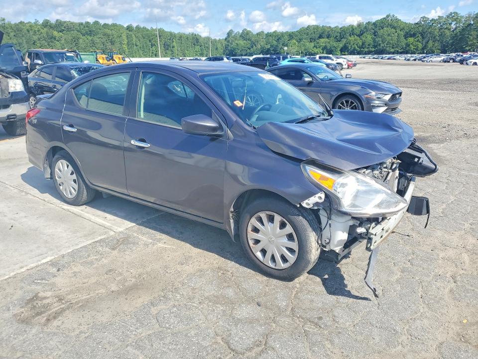 2015 Nissan Versa მანქანა იყიდება აუქციონზე, vin: 3N1CN7AP8FL833899, აუქციონის ნომერი: 59989916