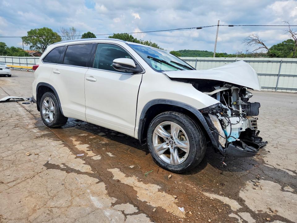 59736096 :رقم المزاد ، 5TDDZRFH8KS995748 vin ، 2019 Toyota Highlander مزاد بيع