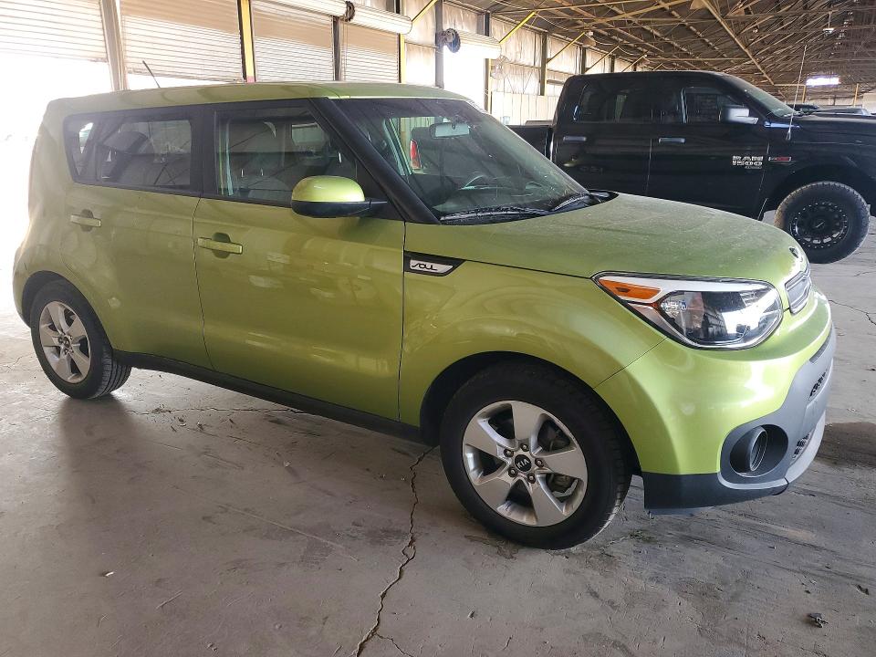 2017 Kia Soul მანქანა იყიდება აუქციონზე, vin: KNDJN2A28H7884631, აუქციონის ნომერი: 61422946
