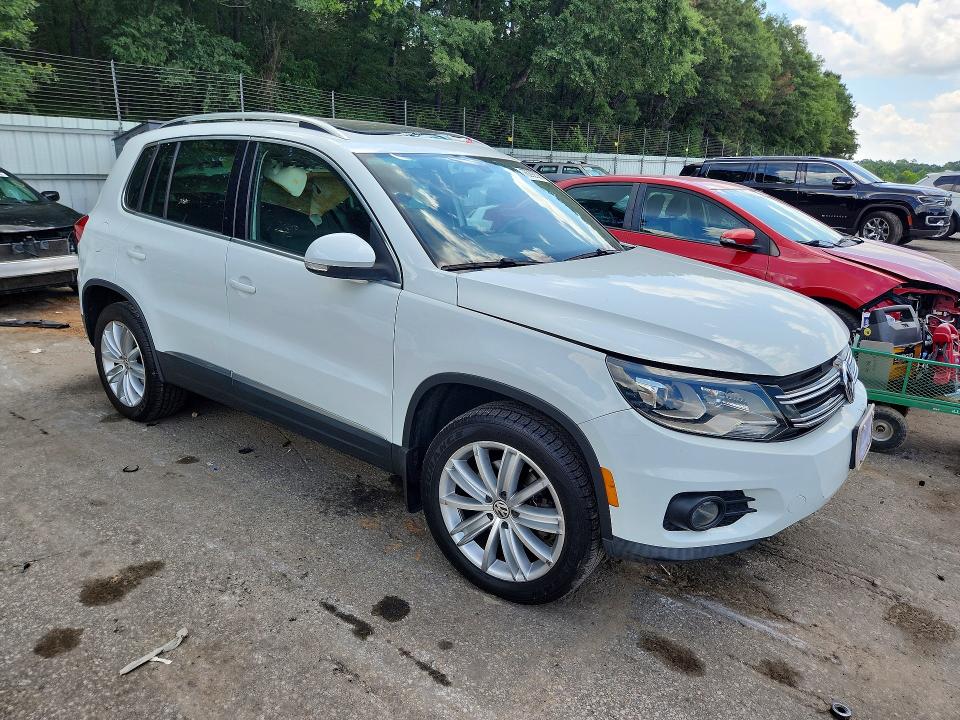 76292535 :رقم المزاد ، WVGBV7AX9GW522871 vin ، 2016 Volkswagen Tiguan مزاد بيع