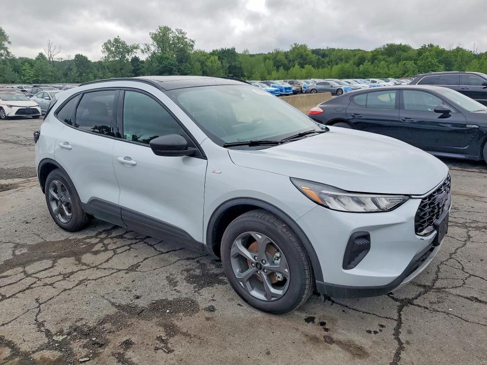 Продажа на аукционе авто 2026 Ford Escape, vin: 1FMCU9MN2TUA40715, номер лота: 63256276