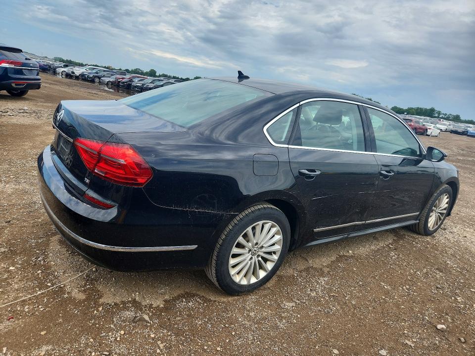 59834816 :رقم المزاد ، 1VWBS7A3XGC053623 vin ، 2016 Volkswagen Passat مزاد بيع