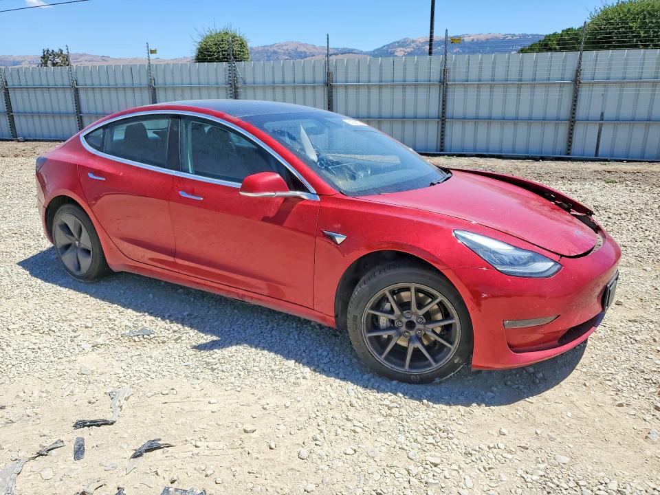 61058016 :رقم المزاد ، 5YJ3E1EA6HF000068 vin ، 2017 Tesla Model 3 مزاد بيع
