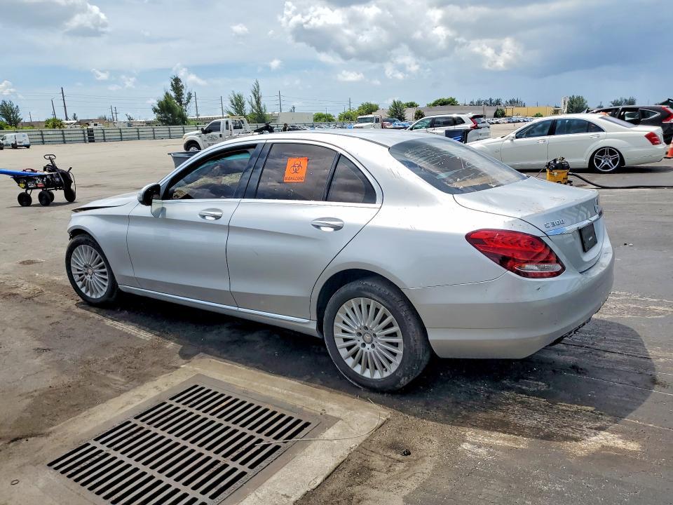 2016 Mercedes-benz C მანქანა იყიდება აუქციონზე, vin: 55SWF4JB9GU171274, აუქციონის ნომერი: 62950136