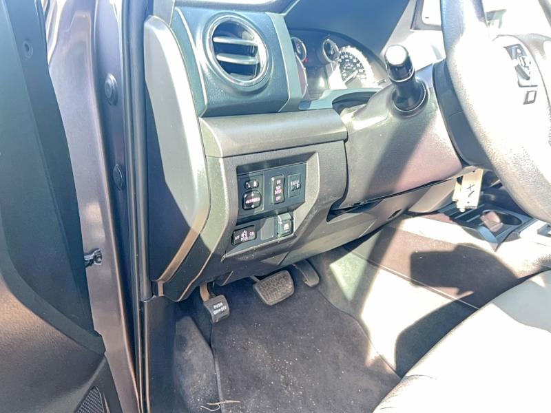 Продажа на аукционе авто 2015 Toyota Tundra, vin: 5TFEM5F10FX088619, номер лота: 61622676