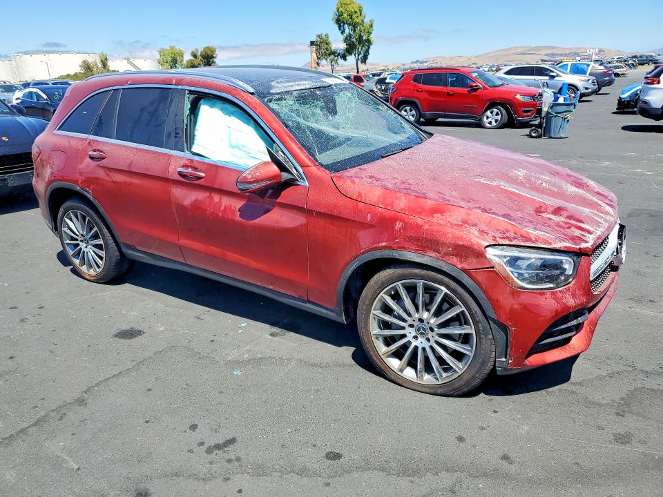 59900666 :رقم المزاد ، W1N0G8EB2MV269641 vin ، 2021 Mercedes-benz Glc مزاد بيع