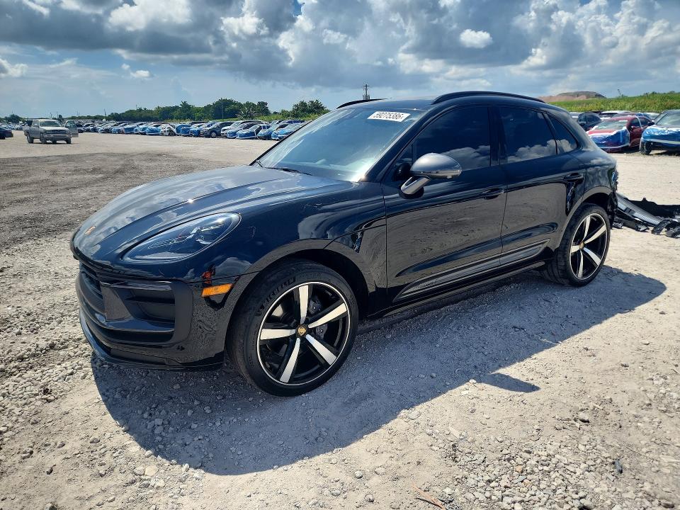 59275386 :رقم المزاد ، WP1AA2A57PLB19582 vin ، 2023 Porsche Macan مزاد بيع