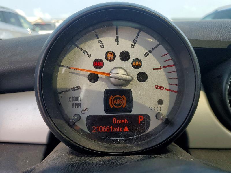 Продажа на аукционе авто 2011 Mini Cooper, vin: WMWSU3C59BT096232, номер лота: 62631516