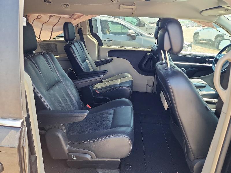 2011 Chrysler Town & Country მანქანა იყიდება აუქციონზე, vin: 2A4RR8DG8BR716554, აუქციონის ნომერი: 61361086