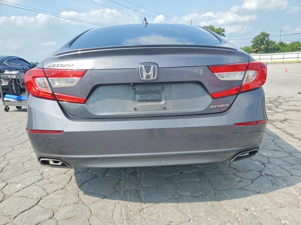 2018 Honda Accord მანქანა იყიდება აუქციონზე, vin: 1HGCV1F37JA103077, აუქციონის ნომერი: 62302716