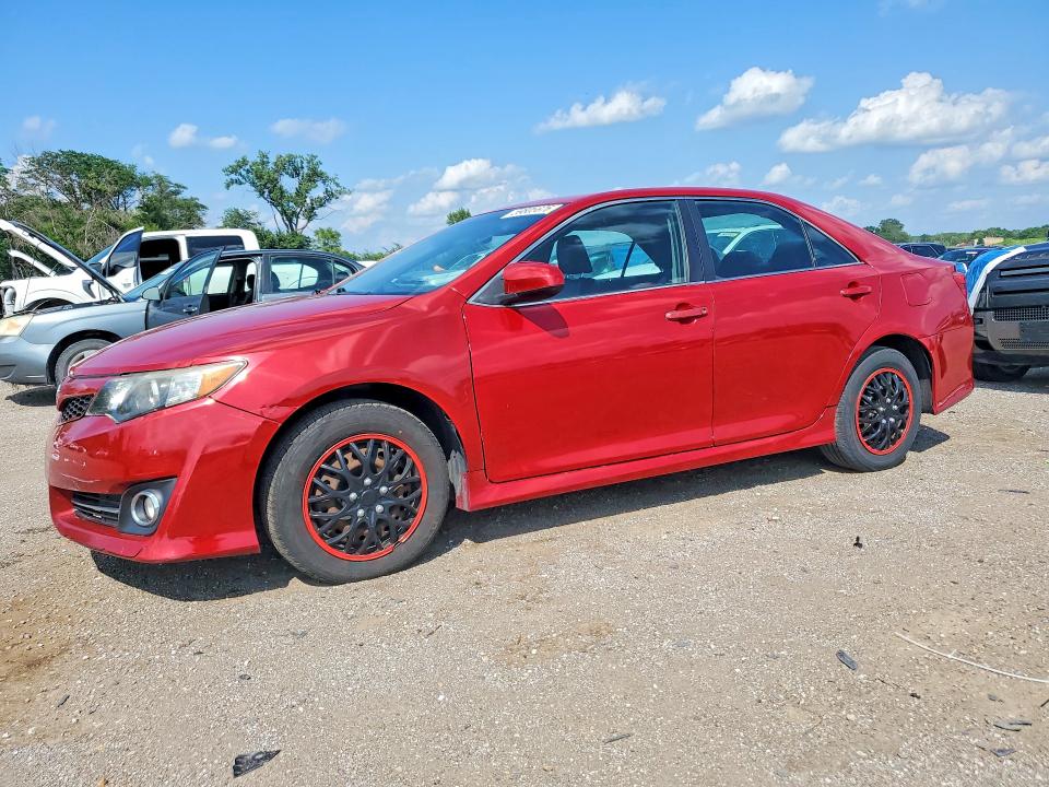 2014 Toyota Camry მანქანა იყიდება აუქციონზე, vin: 4T1BF1FK7EU810291, აუქციონის ნომერი: 59805676