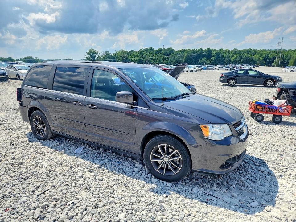 60403496 :رقم المزاد ، 2C4RDGCG0HR546487 vin ، 2017 Dodge Grand Caravan مزاد بيع