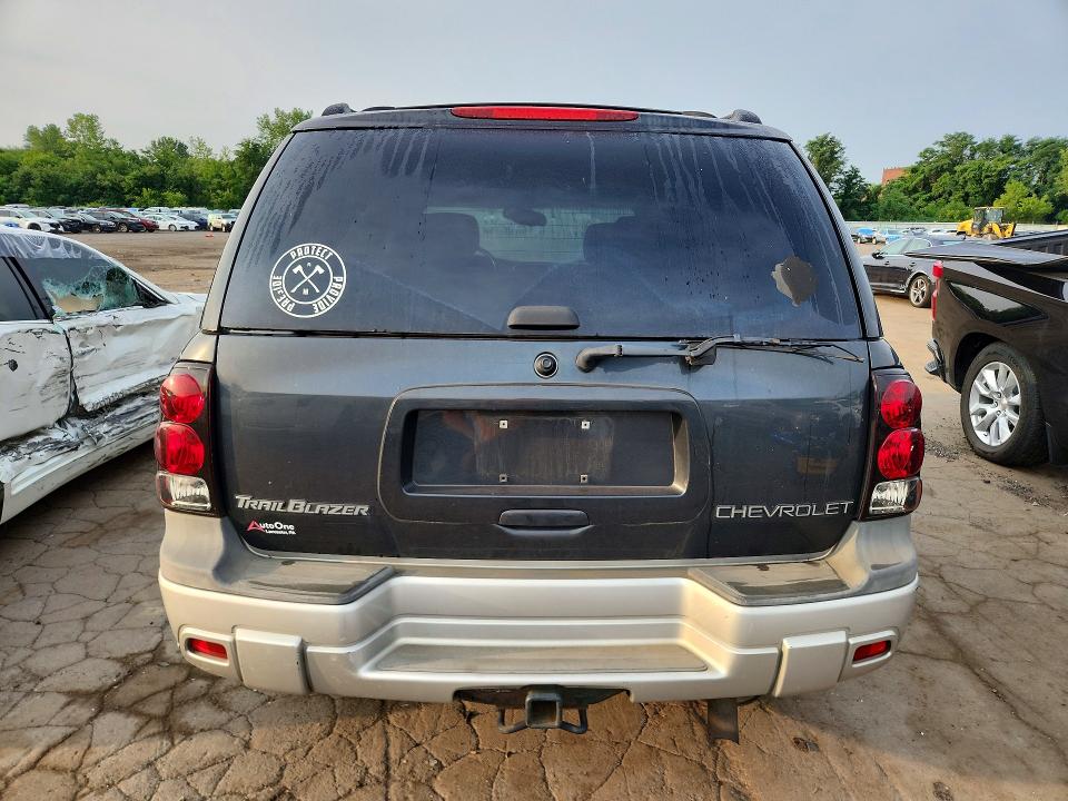 61215156 :رقم المزاد ، 1GNDT13S142281125 vin ، 2004 Chevrolet Trailblazer مزاد بيع