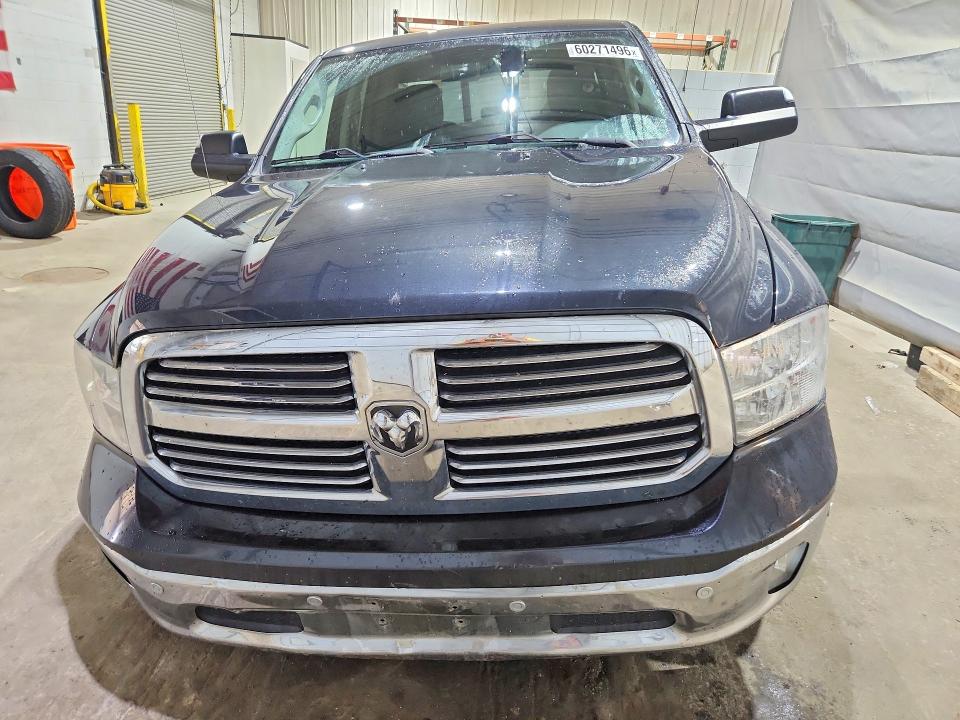 60271496 :رقم المزاد ، 1C6RR7GT0JS198985 vin ، 2018 Ram 1500 مزاد بيع