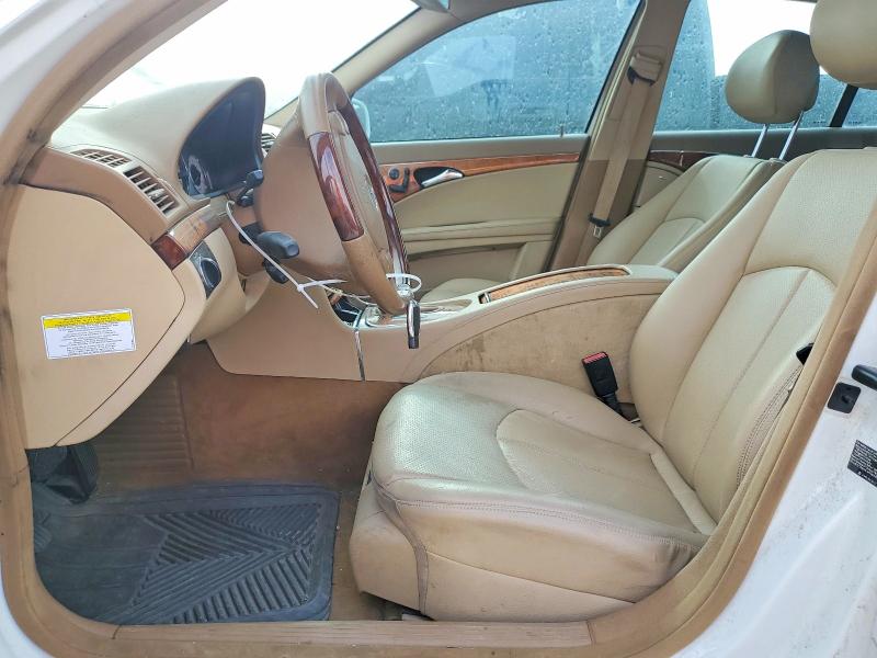 60256466 :رقم المزاد ، WDBUF87X18B307807 vin ، 2008 Mercedes-benz E مزاد بيع