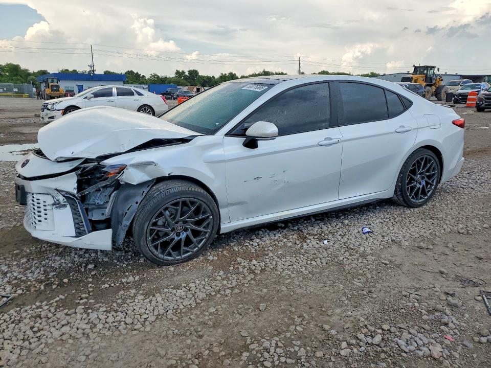 Auction sale of the 2025 Toyota Camry, vin: 4T1DAACK1SU099078, lot number: 60076896