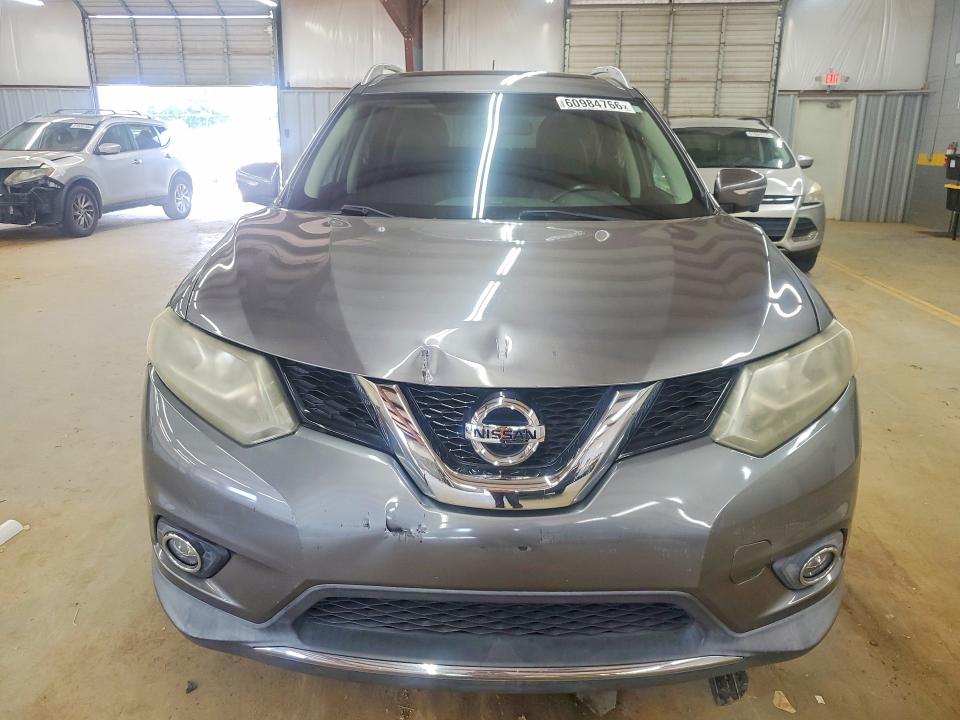 2015 Nissan Rogue მანქანა იყიდება აუქციონზე, vin: 5N1AT2MT7FC882945, აუქციონის ნომერი: 60984766