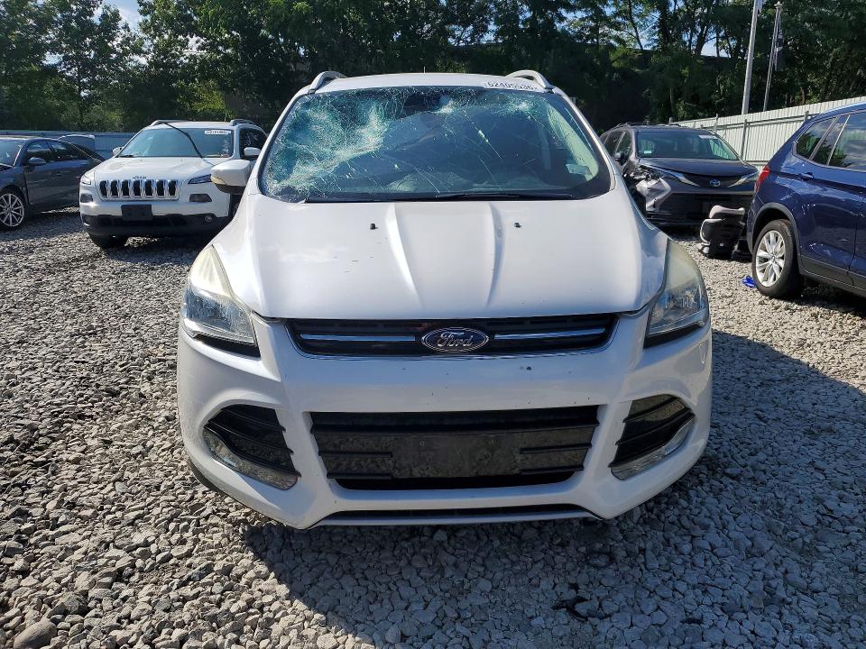 62405536 :رقم المزاد ، 1FMCU0JXXEUE00107 vin ، 2014 Ford Escape مزاد بيع