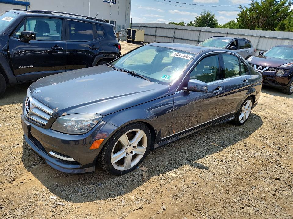 2011 Mercedes-benz C მანქანა იყიდება აუქციონზე, vin: WDDGF8BB6BR175819, აუქციონის ნომერი: 62360446