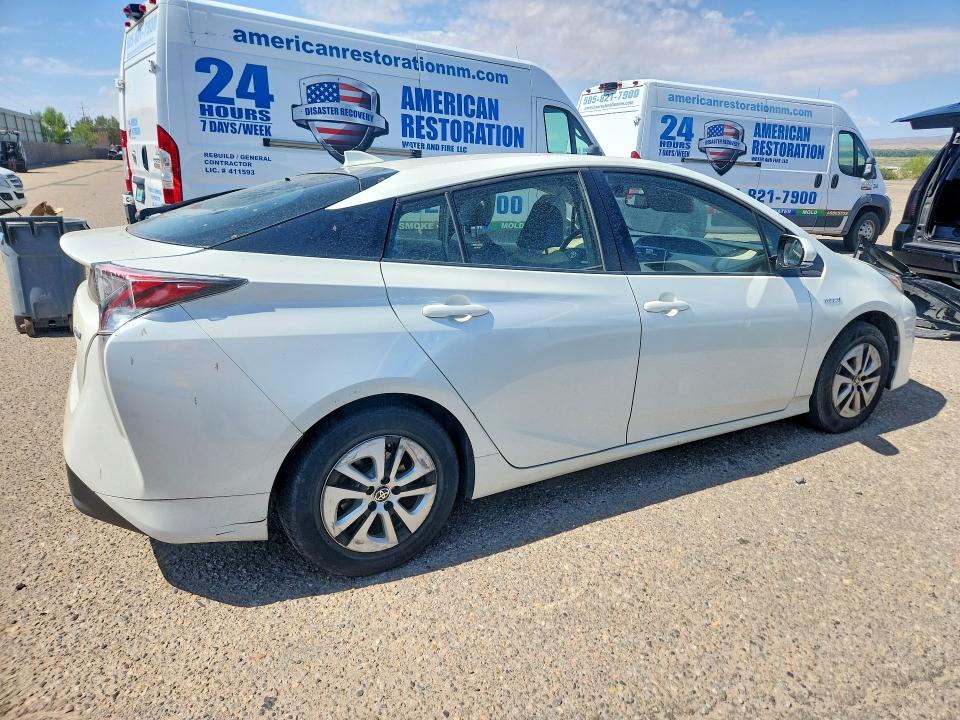 61107076 :رقم المزاد ، JTDKARFU0G3004160 vin ، 2016 Toyota Prius مزاد بيع