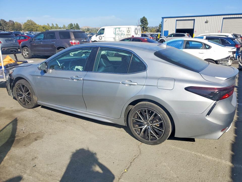 Продажа на аукционе авто 2022 Toyota Camry, vin: 4T1G11AK6NU050480, номер лота: 59895896