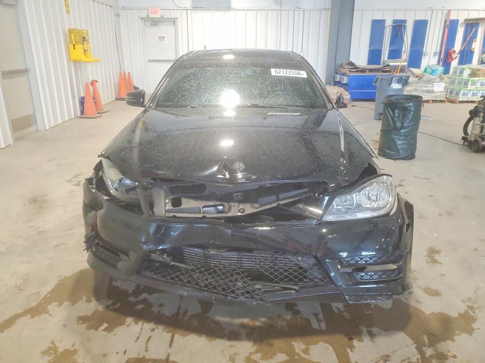 2015 Mercedes-benz C მანქანა იყიდება აუქციონზე, vin: WDDGJ4HBXFG389020, აუქციონის ნომერი: 62122556