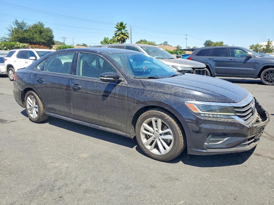 Продажа на аукционе авто 2020 Volkswagen Passat, vin: 1VWAA7A31LC021412, номер лота: 61186116