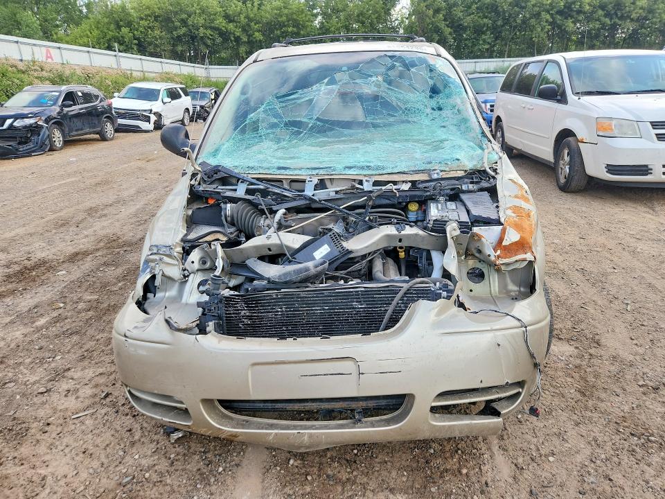 61664296 :رقم المزاد ، 2C4GP54L45R526219 vin ، 2005 Chrysler Town & Country مزاد بيع