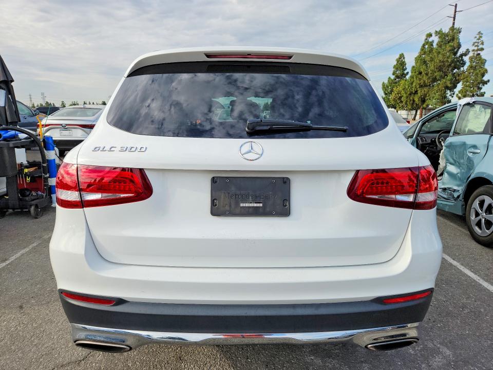 Aukcja sprzedaży 2016 Mercedes-benz Glc, vin: WDC0G4JB2GF113842, numer aukcji: 61978286