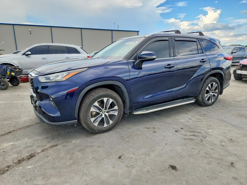 Продажа на аукционе авто 2020 Toyota Highlander, vin: 5TDHZRBH4LS041670, номер лота: 60212496
