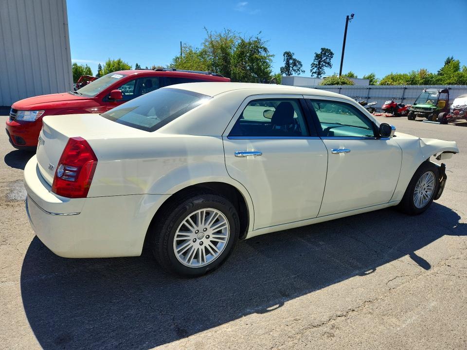 2010 Chrysler 300 მანქანა იყიდება აუქციონზე, vin: 2C3CA4CDXAH307211, აუქციონის ნომერი: 60031346