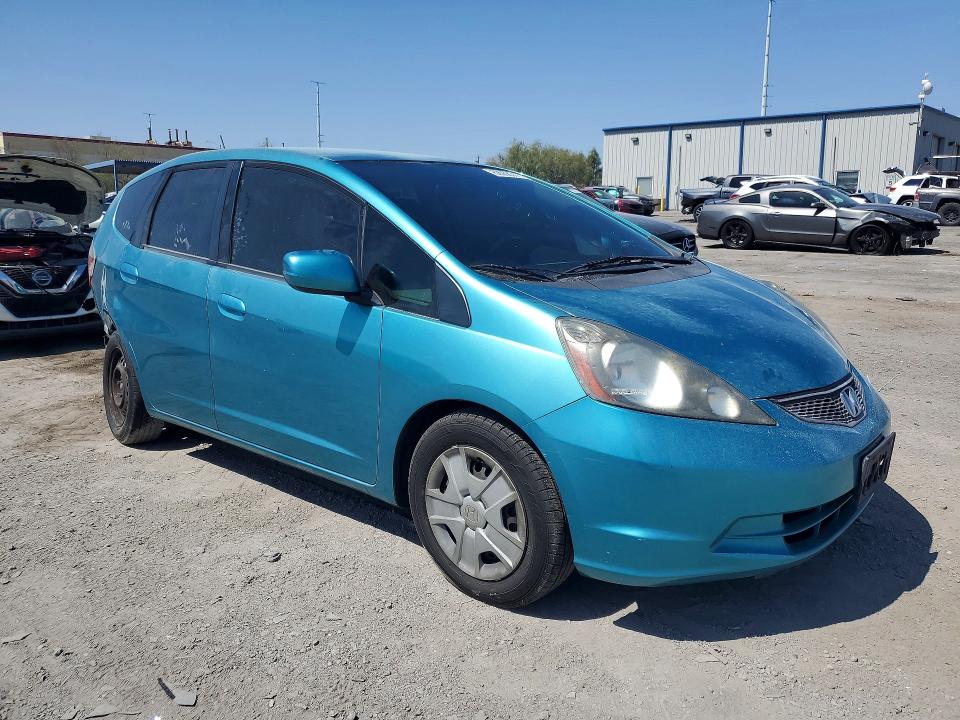 62058316 :رقم المزاد ، JHMGE8H32DC019729 vin ، 2013 Honda Fit مزاد بيع