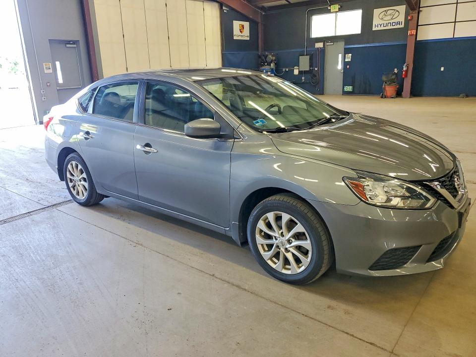 Продажа на аукционе авто 2018 Nissan Sentra, vin: 3N1AB7AP0JY233020, номер лота: 62458226