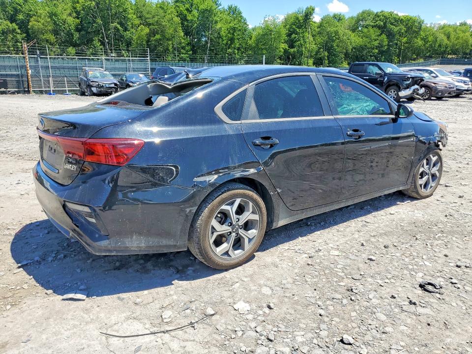 60269096 :رقم المزاد ، 3KPF24AD3ME364519 vin ، 2021 Kia Forte مزاد بيع