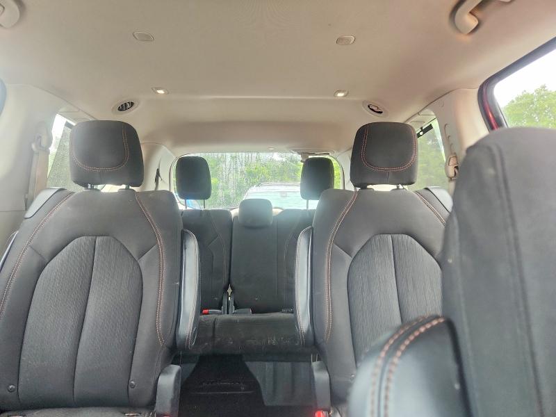 62522476 :رقم المزاد ، 2C4RC1BG7HR841328 vin ، 2017 Chrysler Pacifica مزاد بيع