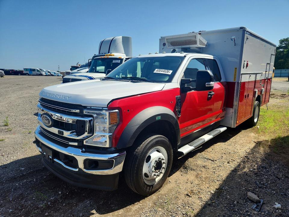 60044636 :رقم المزاد ، 1FD0X5HT0LED25015 vin ، 2020 Ford F550 مزاد بيع