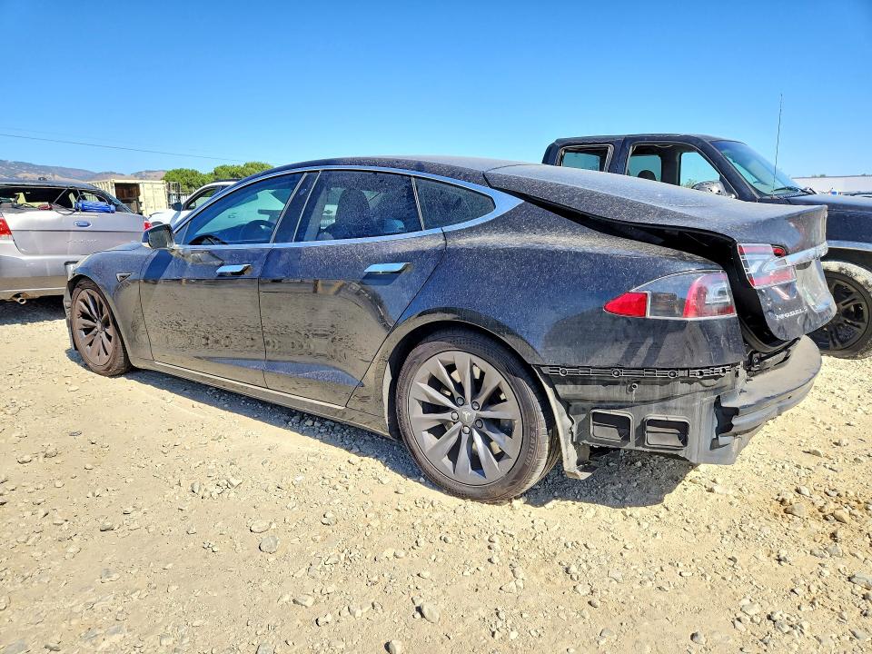 Продажа на аукционе авто 2017 Tesla Model S, vin: 5YJSA1E16HF225971, номер лота: 62623586