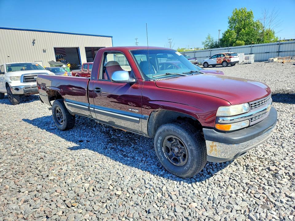 60709506 :رقم المزاد ، 1GCEK14T6YZ151992 vin ، 2000 Chevrolet Silverado مزاد بيع