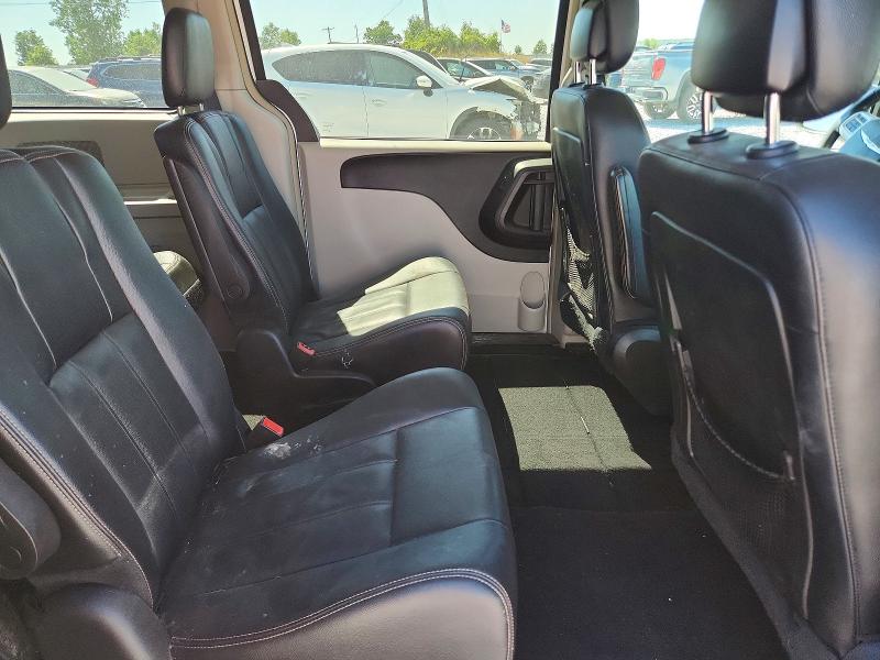 60017476 :رقم المزاد ، 2C4RC1BG6GR281610 vin ، 2016 Chrysler Town & Country مزاد بيع